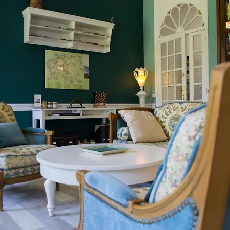 Πανσιόν Domaine Du Vern