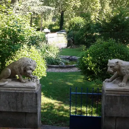 Πανσιόν Domaine Du Vern