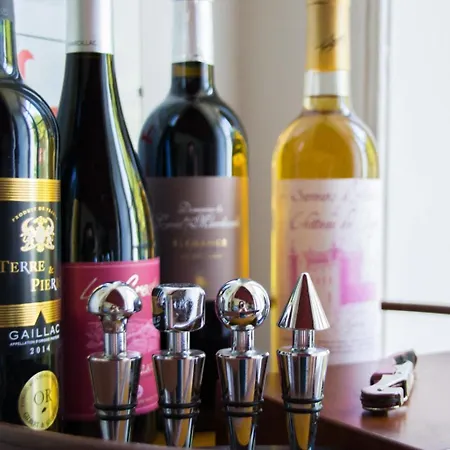 Domaine Du Vern בית הארחה 3*