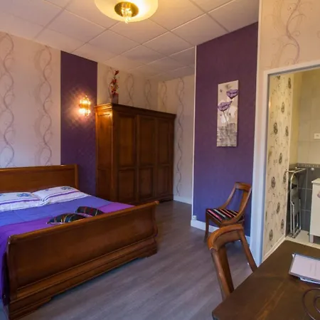 בית הארחה Domaine Du Vern 3*